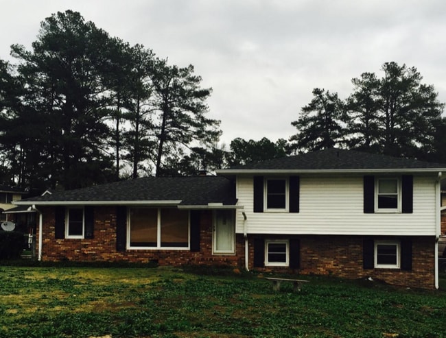 Photo - 2312 Cadden Rd