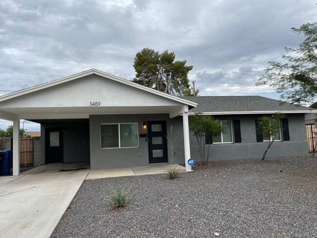 Building Photo - Paradise Valley; No HOA