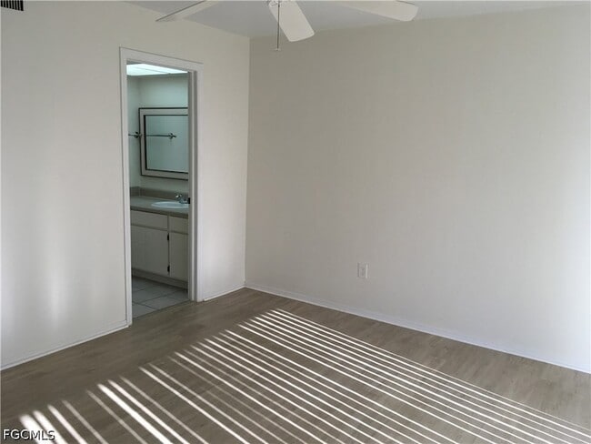 Photo - 5019 SW 16th Pl Unit H102