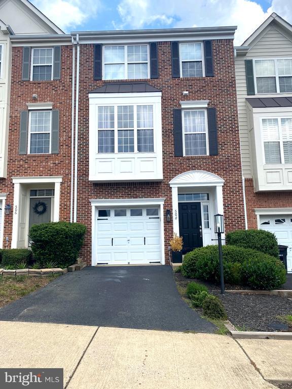 Photo - 508 Legrace Terrace NE Townhome