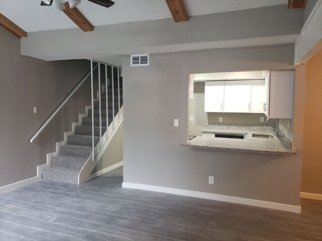 2621 San Sabastian Cir