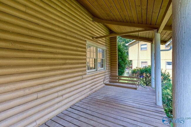 Photo - 4706 Whitehall Dr NW