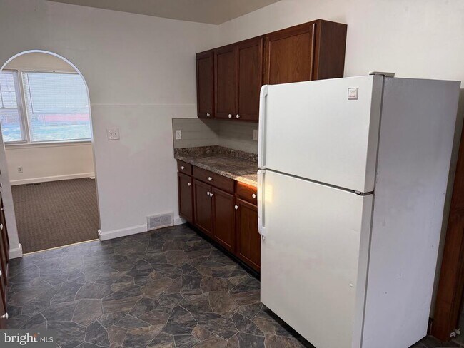 Photo - 251 Summit Ave