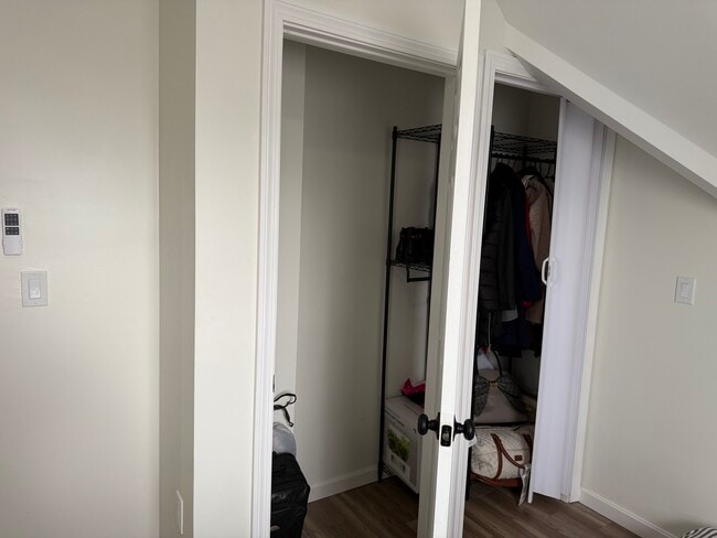 Closet 1 - 20 Graham St Unit #4