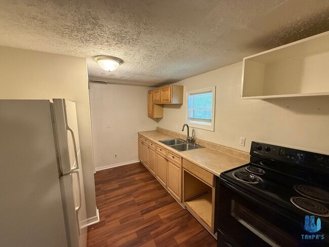 Photo - 3 Bedroom, 1 Bath House for rent in Jacksonville *Move-In Ready*