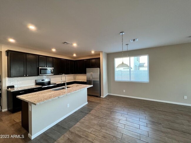 Photo - 2055 E Brooklyn Dr