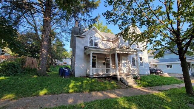 Photo - 204 S 6th Ave Unit Lower