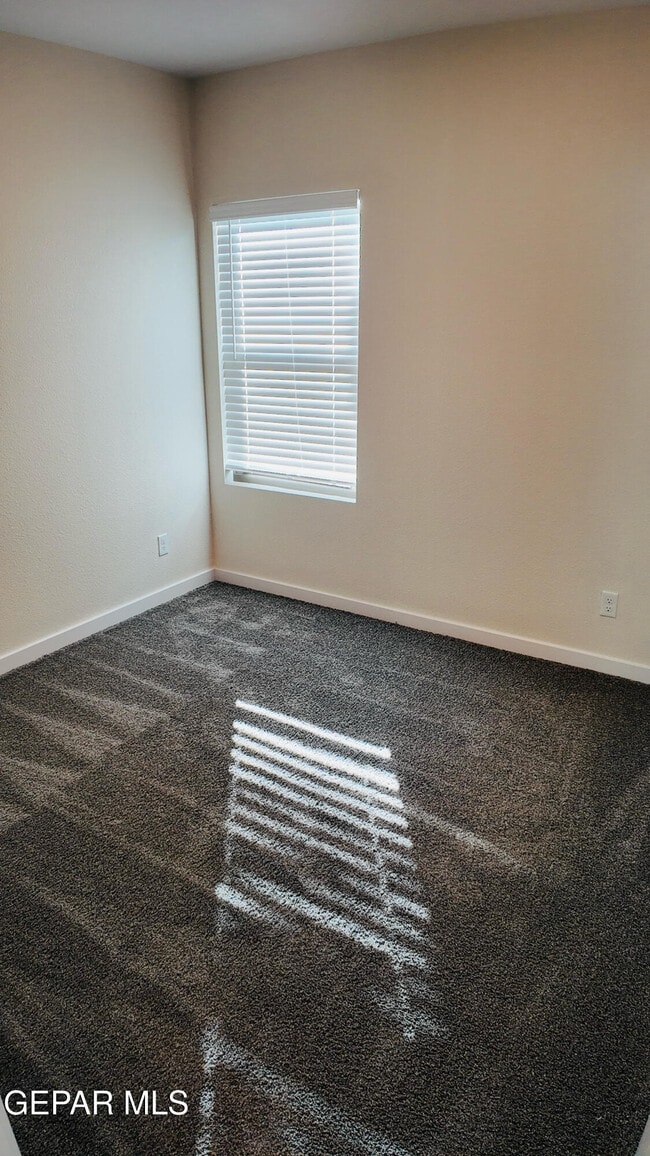 Photo - 15117 Resolve Dr