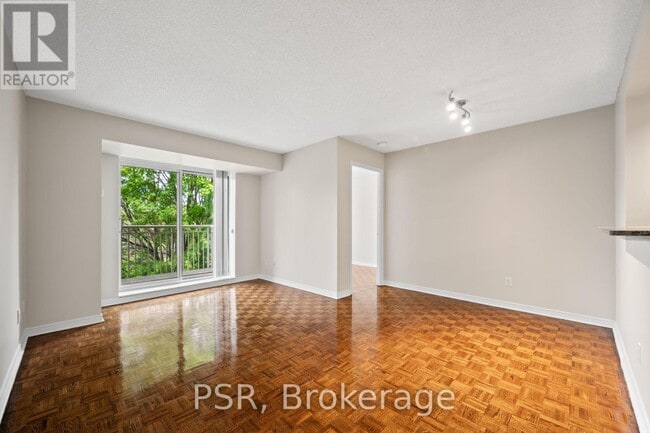 Photo - 515 Rosewell Ave Unit 312