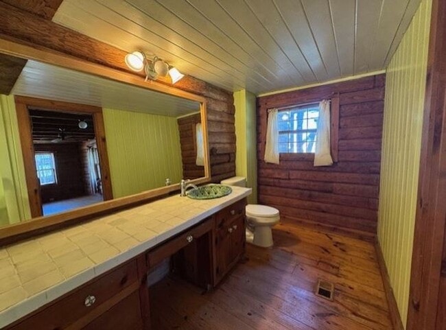 Photo - FOR LEASE!!!!!!!!!!