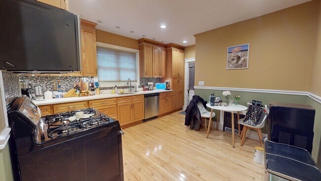 Photo - 33 Walter St Unit 1