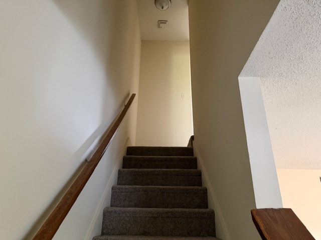 Photo - 1005 W Lee Rd