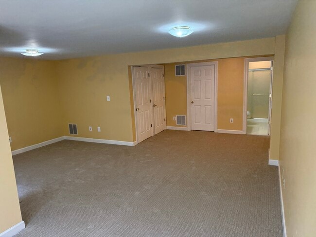 21178 Hedgerow Ter