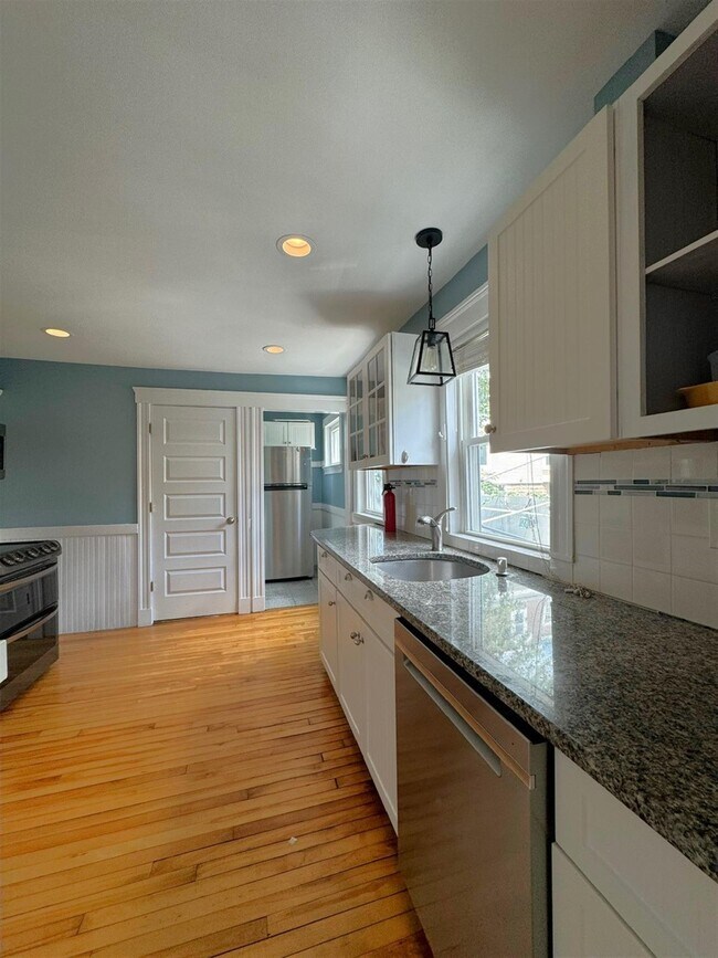 Photo - 9 Gordon St Unit 1