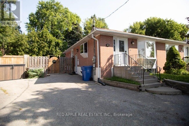 Photo - 126 Longford Dr