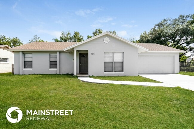 Building Photo - 5695 Oak Hill Manor Dr