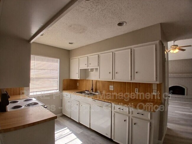 Photo - 4029 Brownwood Cir