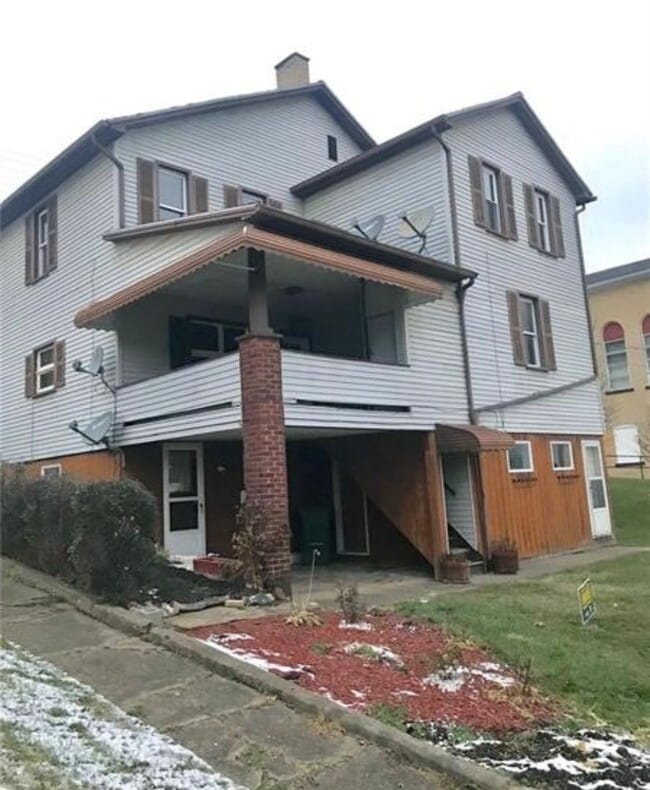 Building Photo - Newely Renovated 2 Bdrm (Union Twp)