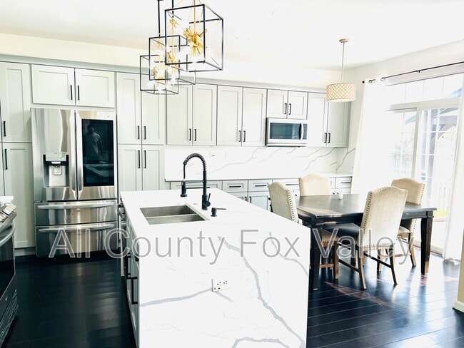 Photo - 2080 Mark Cir