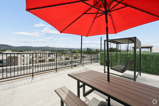 Rooftop Lounge