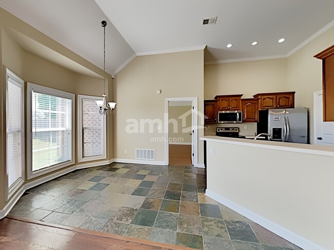 Photo - 2927 Keeley Cv