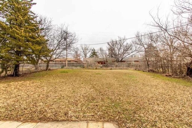 Photo - 2211 NW 26th St