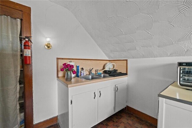 Photo - 350 Broadway Unidad 2