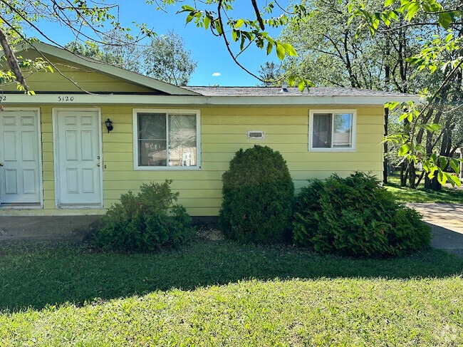 Building Photo - 3120-3113 13th St S Rental
