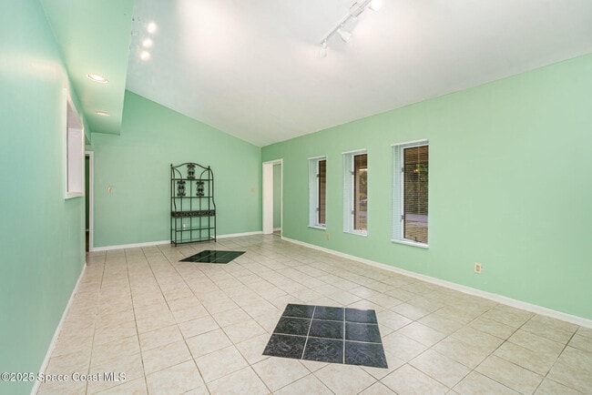 Photo - 2155 Palm Ave