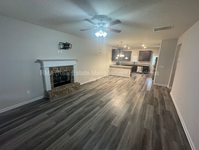 Photo - 2495 Barnesville Rd