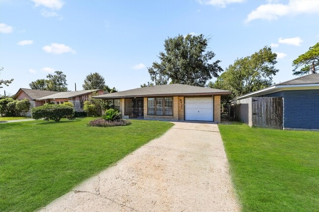 Photo - 9711 Bertwood St