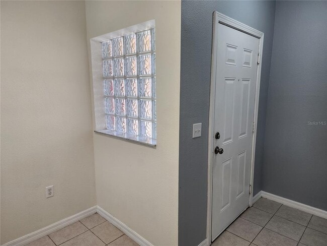 Photo - 9516 Newdale Way Unidad 201