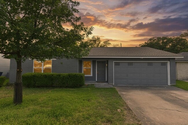 Building Photo - 11214 Blackmoor Dr