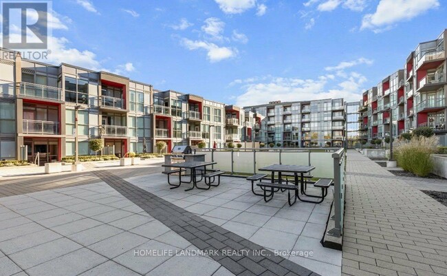 Photo - 5220 Dundas St Unité D414