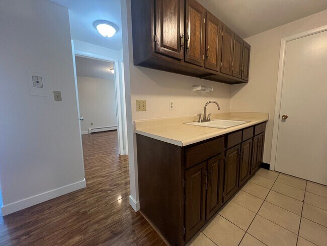 Photo - Mathews634 (KC-JF-NB) Unit C2