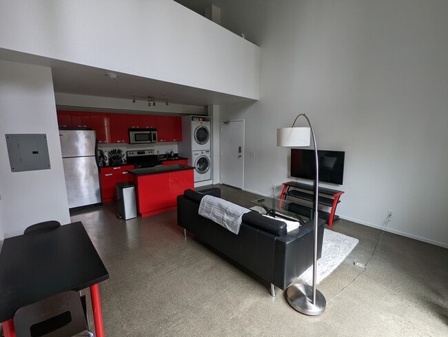 Photo - 948 G St Unidad 20