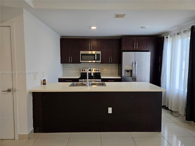 Building Photo - 25901 SW 139th Ct