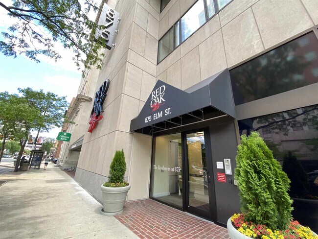 Photo - 875 Elm St Unit 206