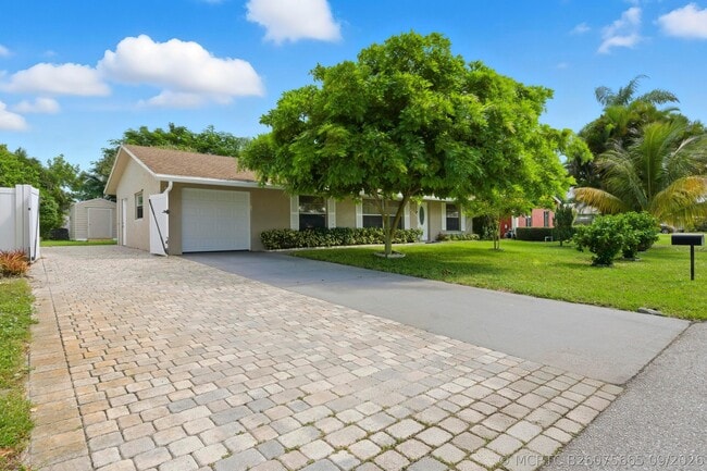 8685 SW Keathley Ct