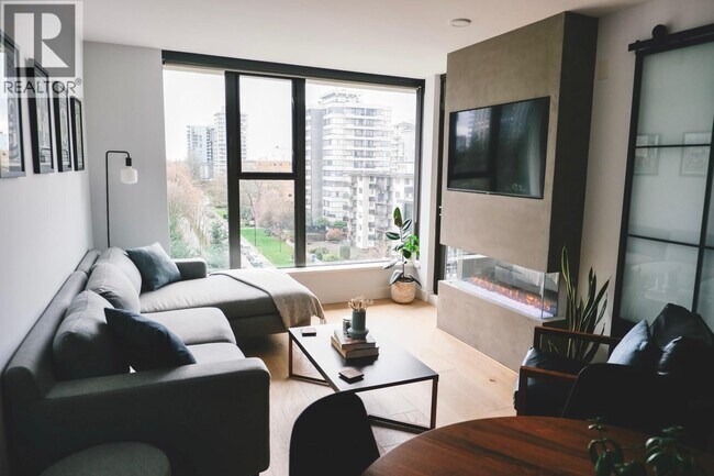 Photo - 683 W Victoria Park Unit 802