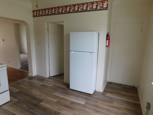 Photo - Clean and Move in Ready, Great Location Unit 2