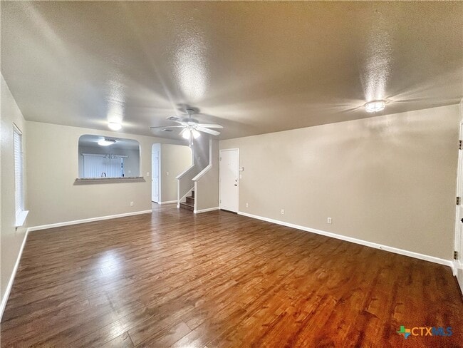 Photo - 364 Starling Creek