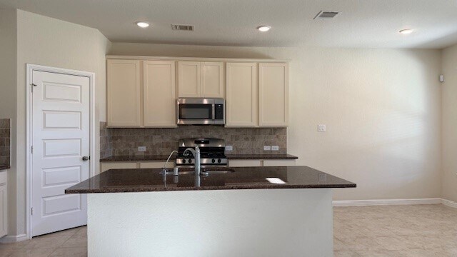 Photo - 3822 Supremes Trail