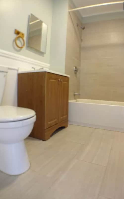 Photo - 102 Saxton St