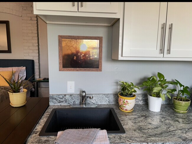 Photo - 124 E Main St Unit Apartment 7