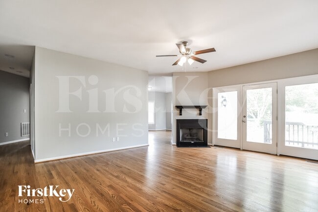 Photo - 13415 Willow Breeze Ln