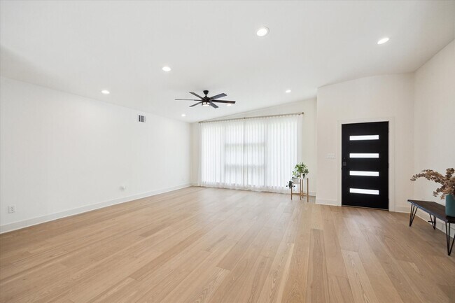 Photo - 10159 Brinwood Dr