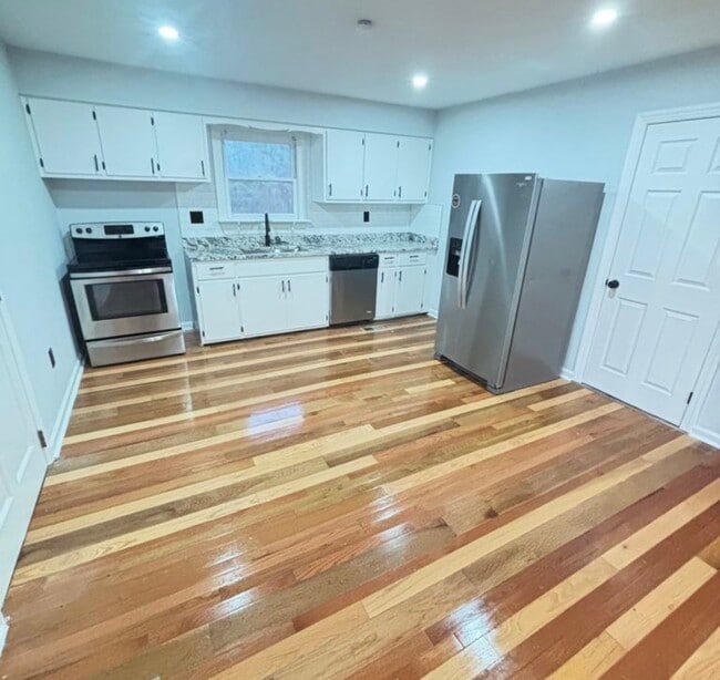 Photo - 6381 Elevation Rd