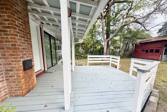 Photo - ADORABLE Downtown Cottage in Conway. Fantastic location and TONS of charm. Fenced in back yard!