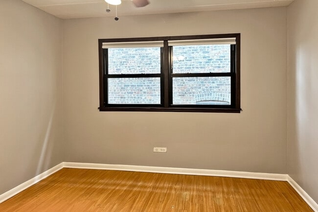 Photo - 527-533 Des Plaines Ave. and 7624-7626 Wilcox